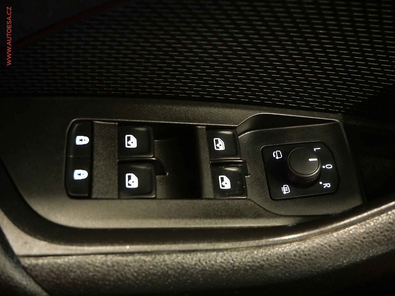 Škoda Octavia (2020) 2.0TDI, 1.maj,ČR, RS, DSG - fotka 14 z 24