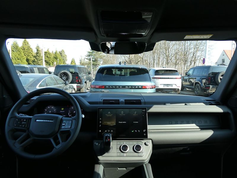 Land Rover Defender (2026) 110 3,0 X-Dynamic SE D350 - fotka 18 z 37
