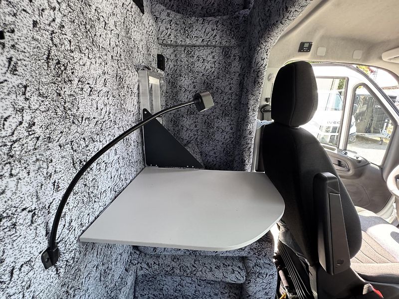Iveco Daily (2026) 35S18, 3.0, SOUPRAVA ,TWINCAB - fotka 33 z 33