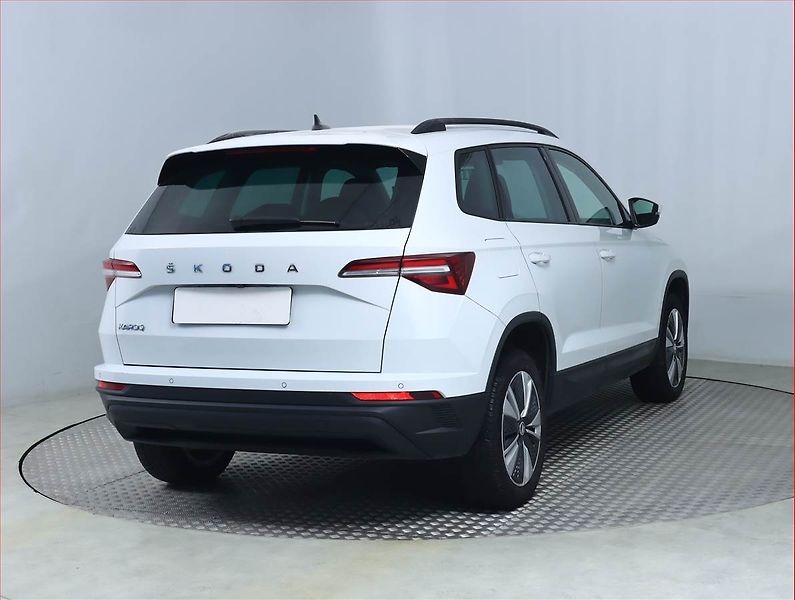 Škoda Karoq (2023) Style 2.0 TDI - fotka 5 z 24