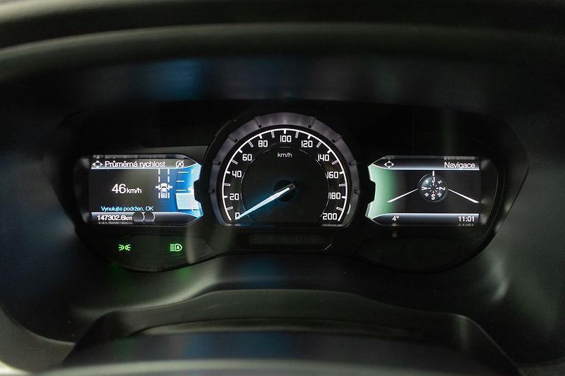 Ford Ranger 2.0 XLT*Naviják*4x4*TAŽNÉ*ČR 1 - fotka 22 z 46