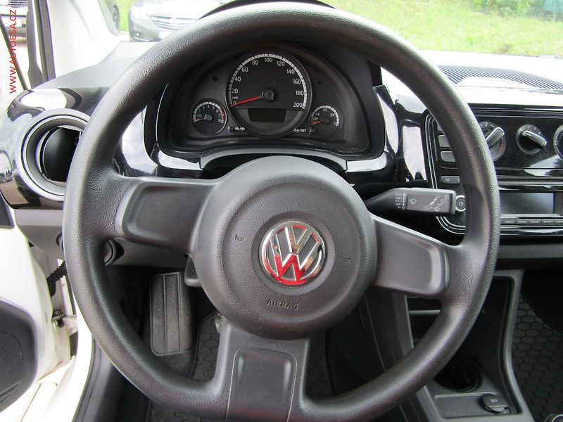 Volkswagen up! (2014) 1.0 MPi - fotka 11 z 14