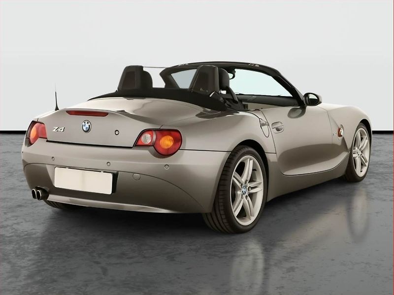 BMW Z4 (2003) 3.0i, Automat, Kůže, Bi-Xenony - fotka 5 z 23