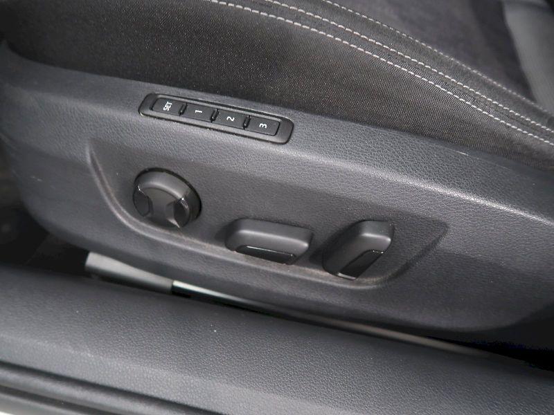 Škoda Superb (2021) STYLE PLUS 2.0TDI 147KW DSG 4x - fotka 14 z 40