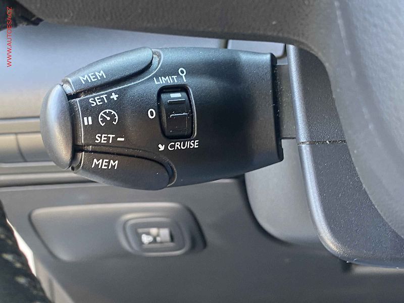 Citroën C3 Aircross (2018) 1.2PT, Shine, AT, navi, TZ - fotka 12 z 17