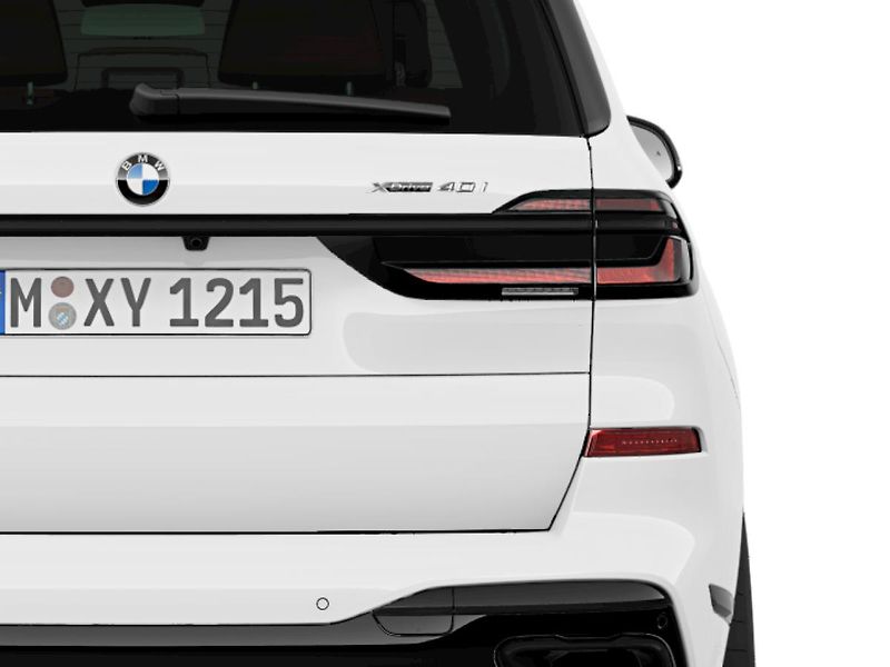 BMW X7 xDrive40i - fotka 6 z 12