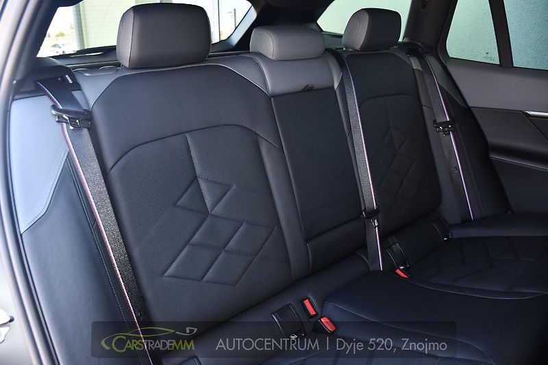 BMW Řada 5 520d xDrive MSPORT 3LZÁRUKA ČR - fotka 20 z 59