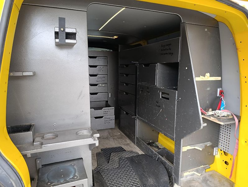 Volkswagen Transporter 2.0TDI 110kW LONG  - fotka 11 z 29