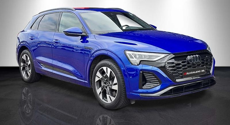 Audi Q8 e-tron 55 Q S-Line 360k Pano Tažné - fotka 2 z 26