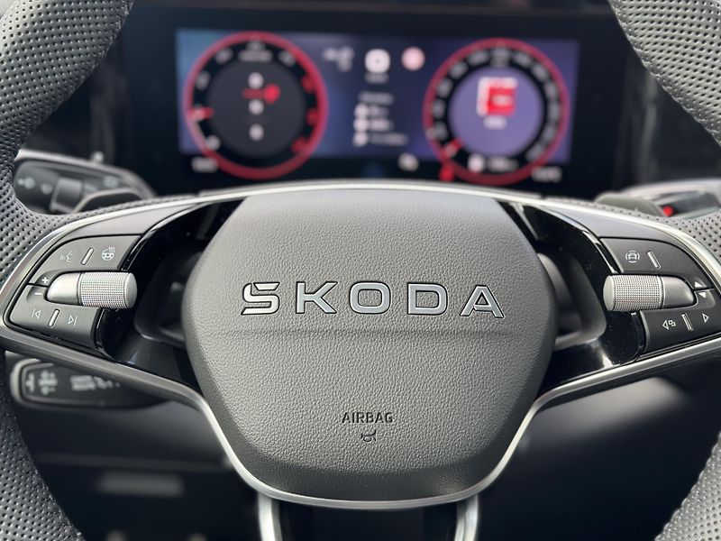Škoda Kodiaq (2026) Sportline 2,0TDI 142kW 4x4 DSG - fotka 9 z 31