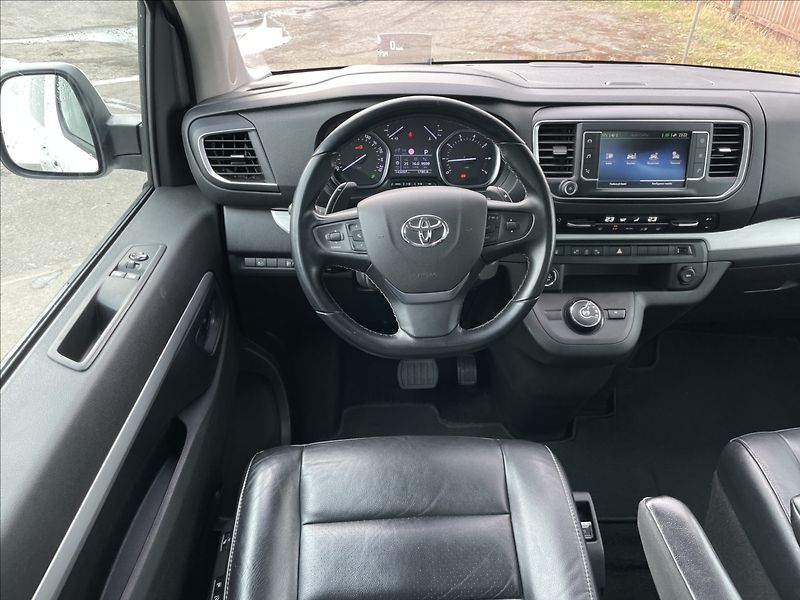 Toyota ProAce Verso 2,0 D-4D L2 Family WEBA 8 Míst - fotka 7 z 24