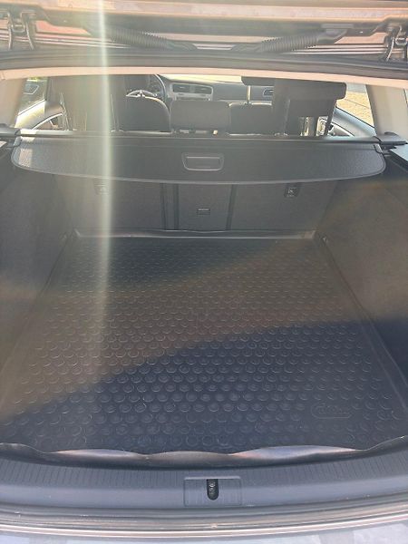 Volkswagen Golf (2015) 1,6 TDi - Rabbit - fotka 9 z 11