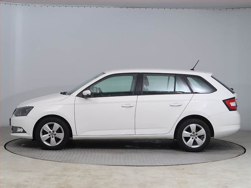 Škoda Fabia (2016) Style 1.4 TDI, Park. senzory - fotka 3 z 14