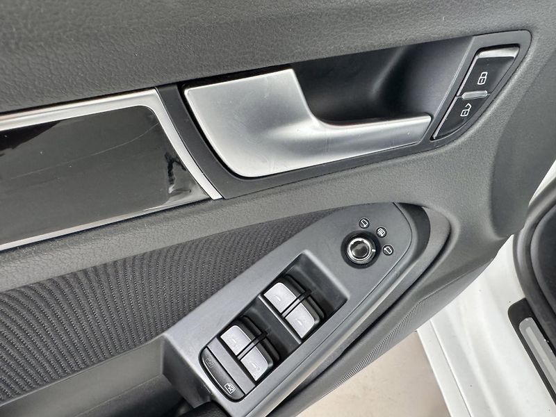 Audi A5 1,8TFSI S-LINE*Xenon*20
