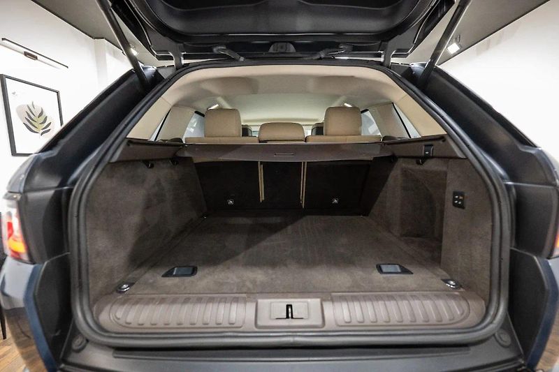 Land Rover Range Rover Sport SDV6 3.0 183 kW - fotka 37 z 49
