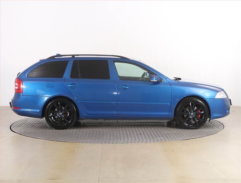 Škoda Octavia (2008) RS 2.0 TDI, po STK, udržované - fotka 6 z 15