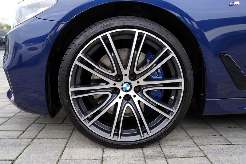 BMW Řada 5 540d xDrive Mpaket/320PS/ČR - fotka 15 z 50