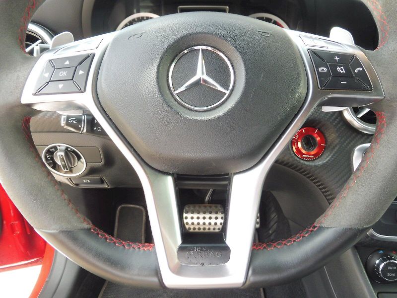 Mercedes-Benz Třídy A (2013) A45 AMG 2,0 265kW 4MATIC Perfo - fotka 10 z 25