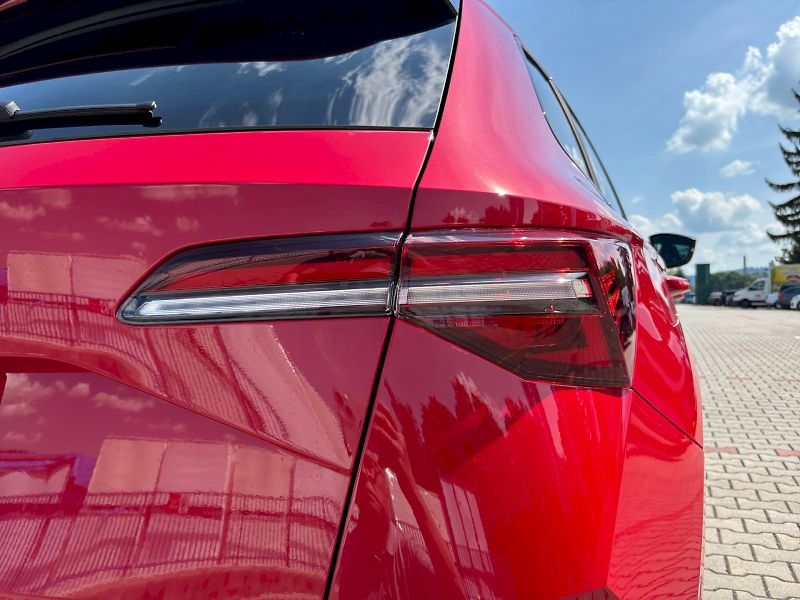 Škoda Karoq (2024) Sportline 1.5 TSI DSG 110 kW - fotka 16 z 33