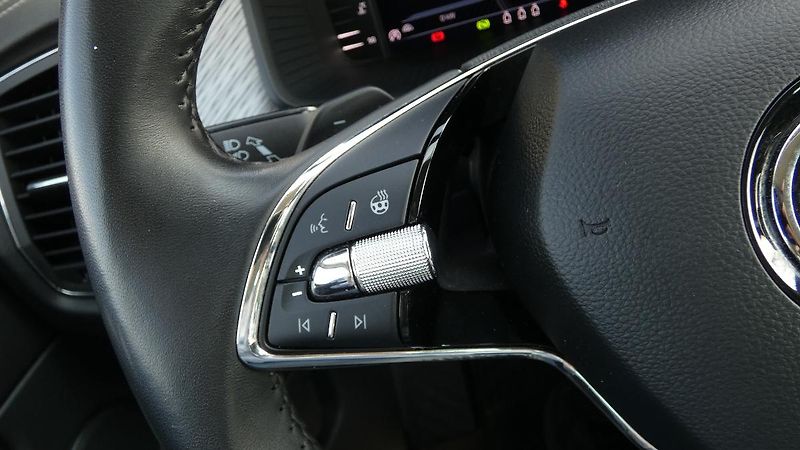Škoda Kodiaq 2.0 TDI 110 kW Style 4x4 DSG - fotka 12 z 26