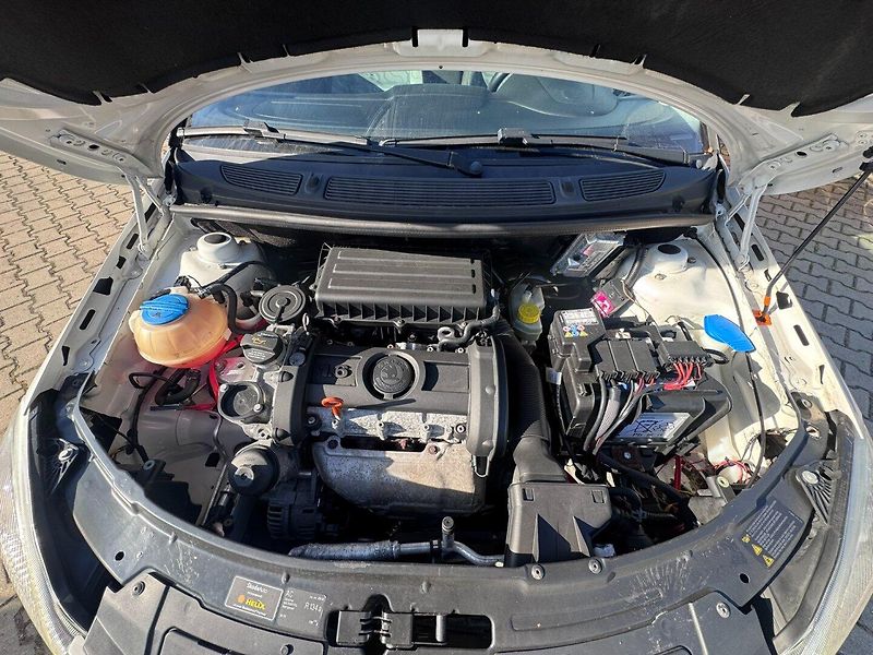Škoda Fabia (2009) 1,6i 77 KW ROZVODY - fotka 38 z 46