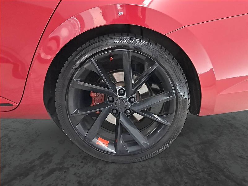 Škoda Superb (2018) Sportline 2.0 TDI, Automat - fotka 15 z 20