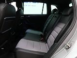 Volkswagen Tiguan 2,0 TDI DSG 4MOTION R-LINE - náhled 44