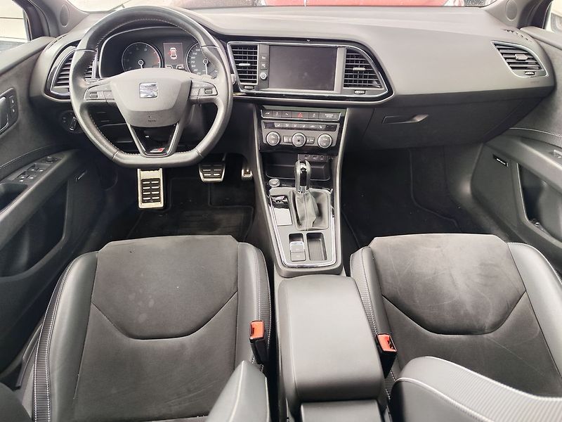 Seat Leon 2.0 TSi/221kW Cupra DSG - fotka 12 z 30