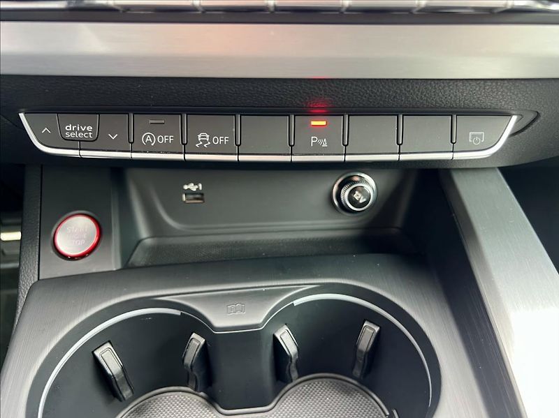 Audi S5 3,0 TDi QUATTRO / LED / MASÁŽE - fotka 37 z 49
