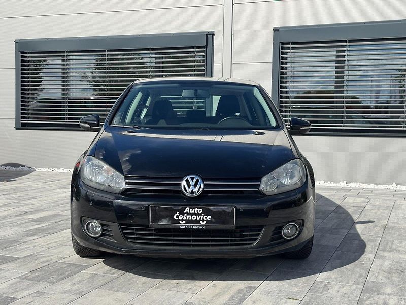 Volkswagen Golf (2012) Comfortline 1.2 TSI 63kW - fotka 2 z 32