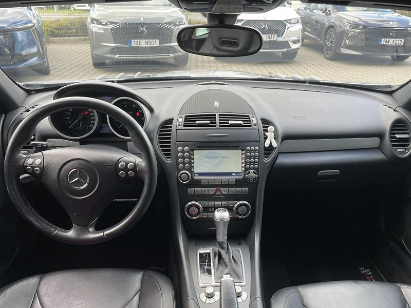 Mercedes-Benz SLK 200 KOMPRESSOR 1.8 120 kW - fotka 2 z 22