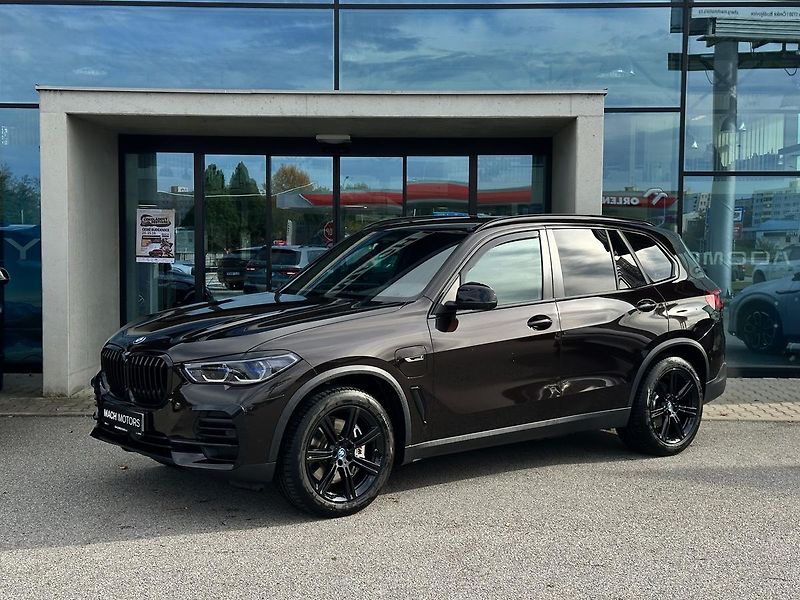 BMW X5 45e I Vzduch I DPH