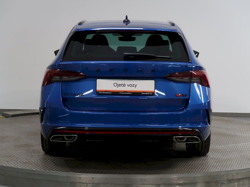 Škoda Octavia (2020) RS 180KW DSG CANTON TAŽNÉ - fotka 11 z 31