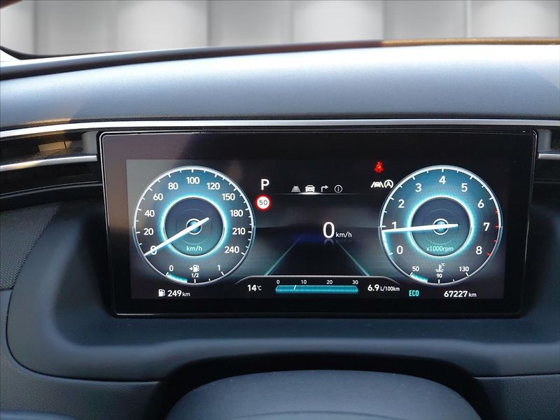 Hyundai Tucson 1,6   1.6T-GDi Style - fotka 12 z 24