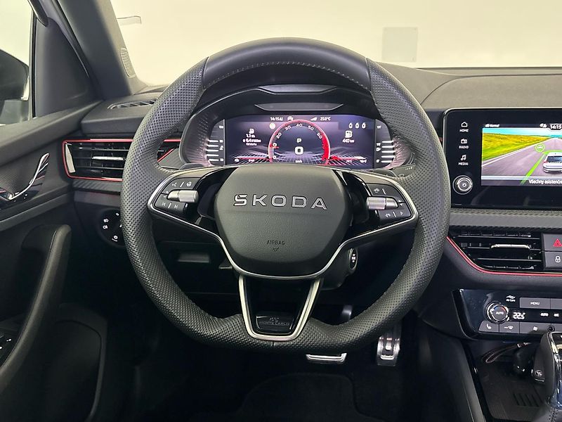 Škoda Scala Monte Carlo - fotka 18 z 27