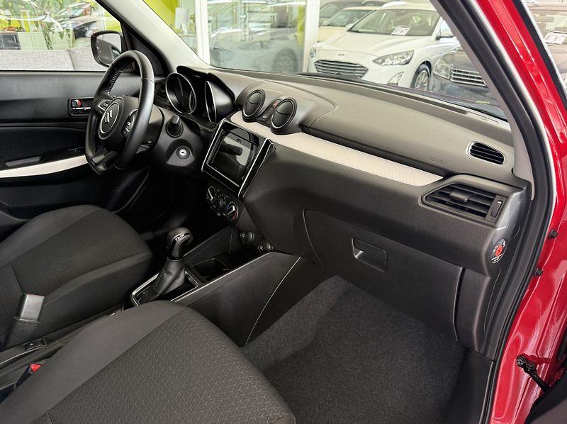 Suzuki Swift (2021) - fotka 15 z 25