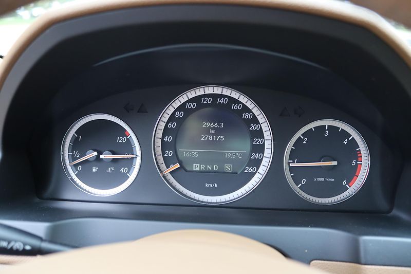 Mercedes-Benz Třídy C C220 (W204) ELEGANCE - fotka 19 z 40