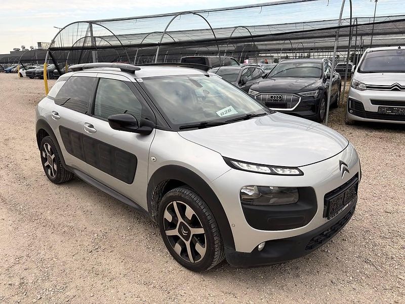 Citroën C4 Cactus (2018) 1,2 PT - Shine - Automat - fotka 3 z 12