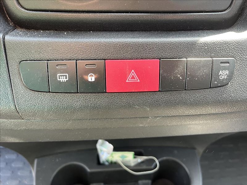 Peugeot Boxer 2,2 HDi L3 H2 SLEVA KLIMA -DPH - fotka 16 z 35