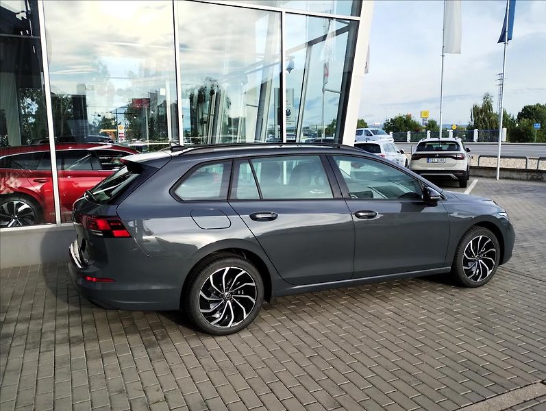 Volkswagen Golf Variant 1,5 eTSI 7DSG mHEV  Life - fotka 4 z 17