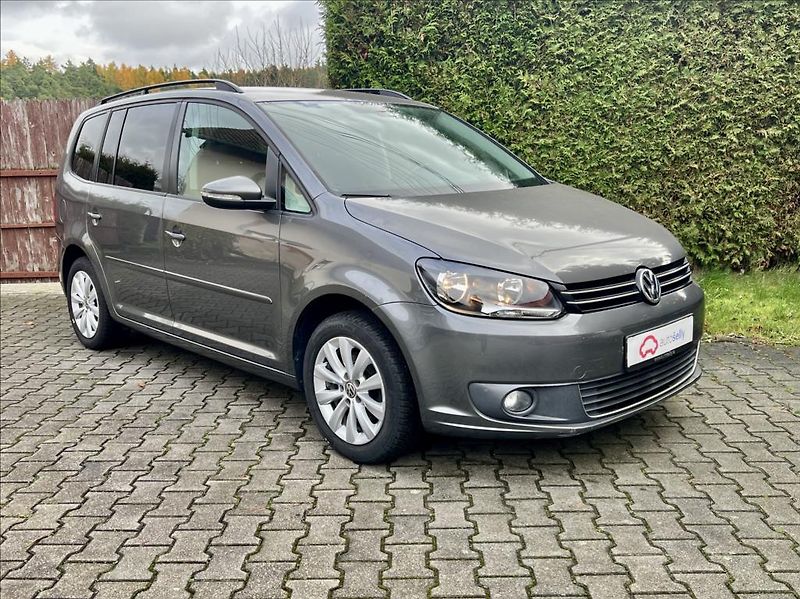 Volkswagen Touran 1,6 TDi / KLIMA / 7MÍST / DSG - fotka 7 z 39