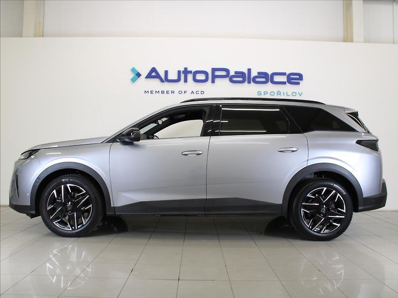 Peugeot 5008 1,2 Hybrid Allure 20tkm. ČR - fotka 5 z 28
