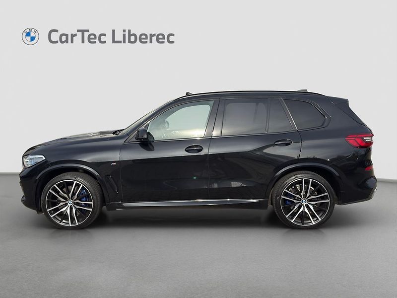 BMW X5 xDrive40i - fotka 5 z 22
