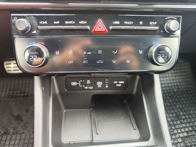 Hyundai Tucson 1.6 T-GDI/118kW N-Line DCT - fotka 23 z 33