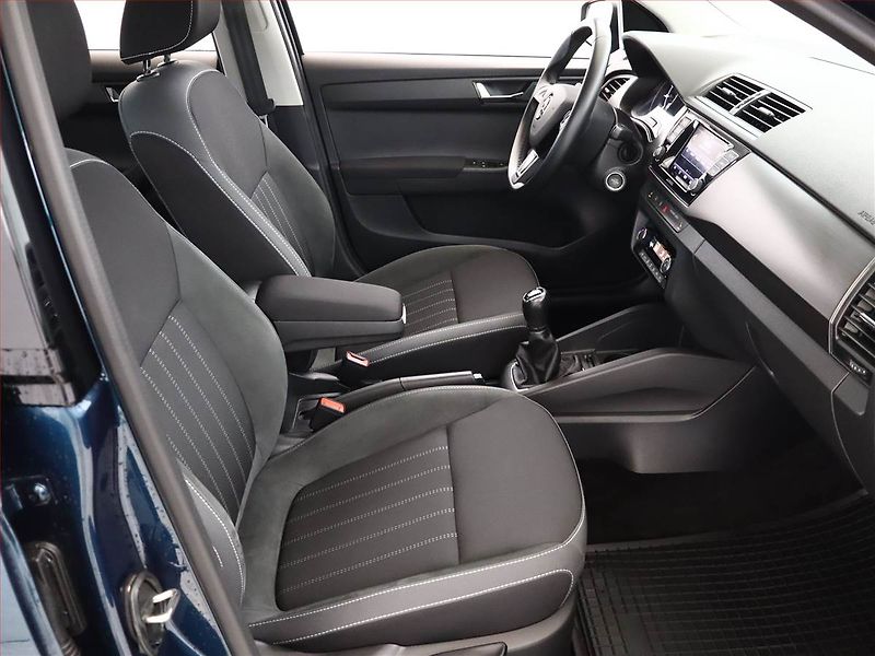 Škoda Fabia (2020) Style 1.0 TSI, Tempomat - fotka 7 z 15