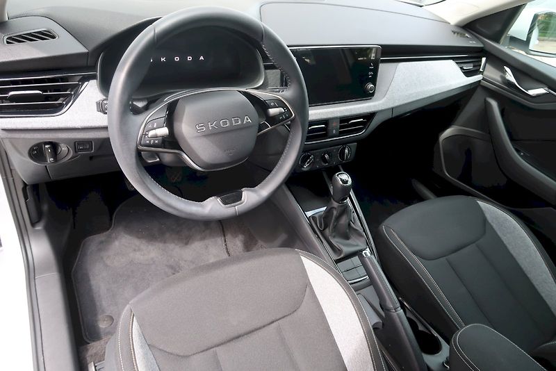 Škoda Kamiq (2025) Selection 1.0 TSI 85 kW - fotka 18 z 29