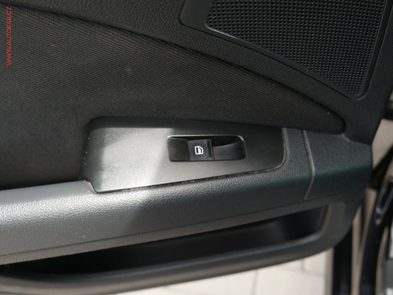 Škoda Superb (2015) 2.0 TDi, DSG, bixen - fotka 12 z 21
