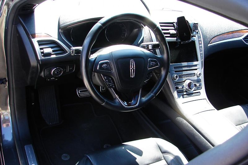 Lincoln MKZ 3.0 V6 TT 406PS AWD Kůže-ZADÁN - fotka 18 z 58