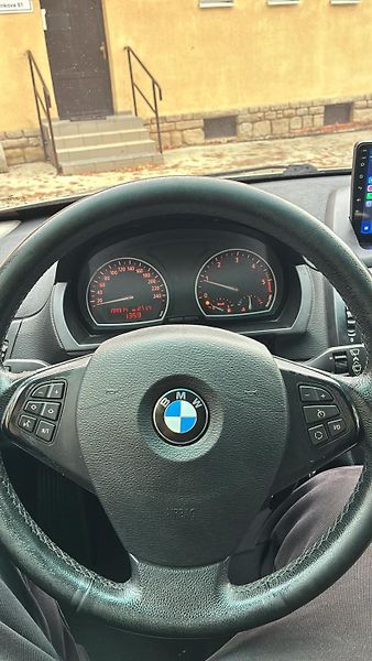 BMW X3 koupeno v ČR 2 majitel - fotka 11 z 18