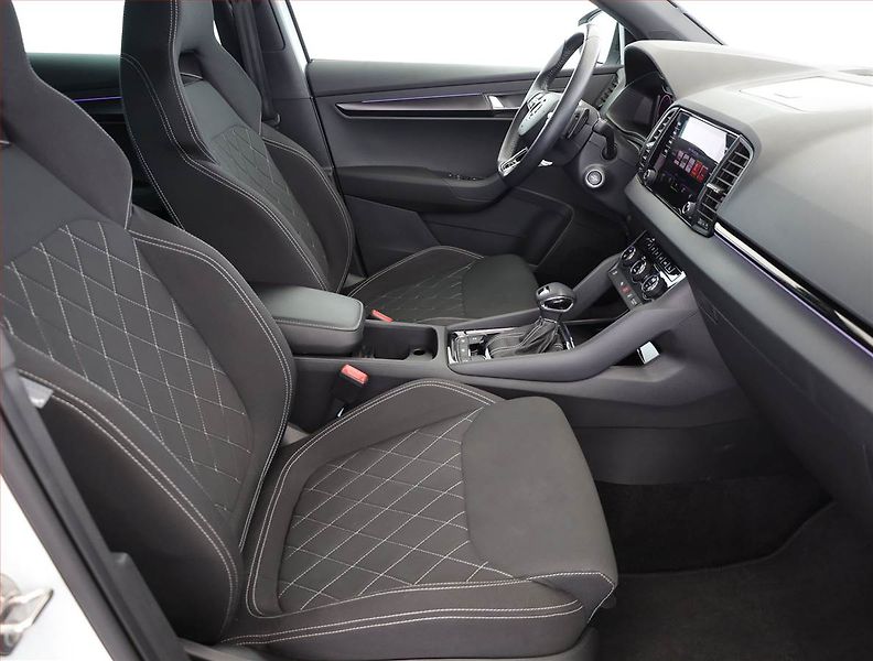 Škoda Karoq (2023) Sportline 1.5 TSI - fotka 7 z 18
